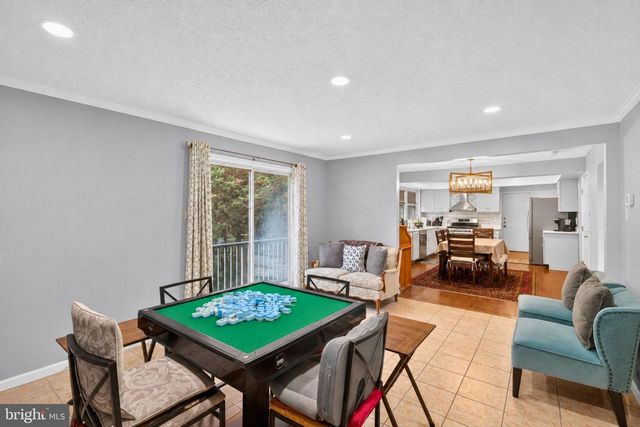 19319 PLUMMER DR, Germantown, MD 20876