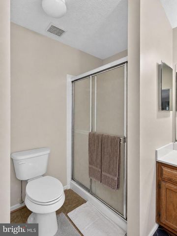 19319 PLUMMER DR, Germantown, MD 20876
