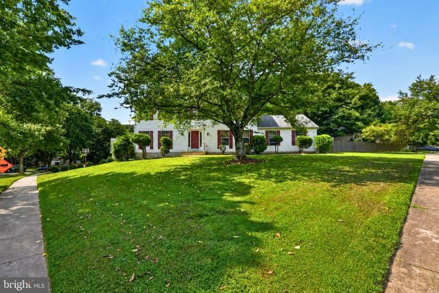 19319 PLUMMER DR, Germantown, MD 20876