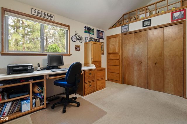 63517 JD Estates Drive, Bend, OR 97701