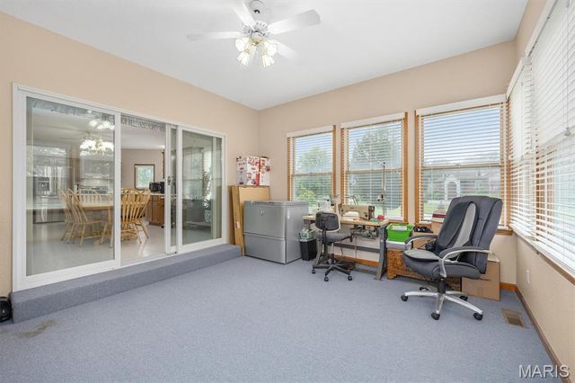 237 W Waters Edge Drive, Shiloh, IL 62221