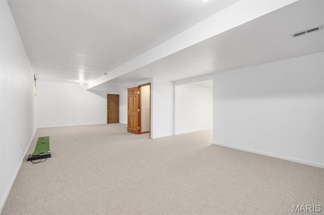 237 W Waters Edge Drive, Shiloh, IL 62221