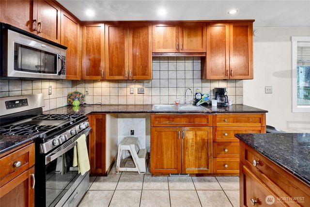 2873 Haxton Way, Bellingham, WA 98226