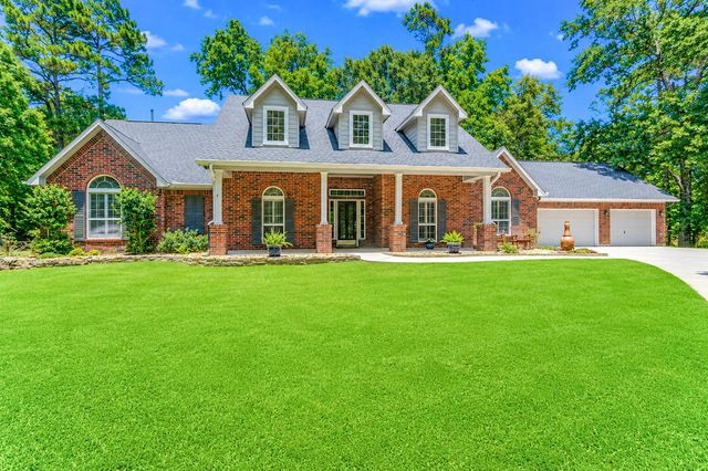 16812 Mustang Trail Drive, Magnolia, TX 77355