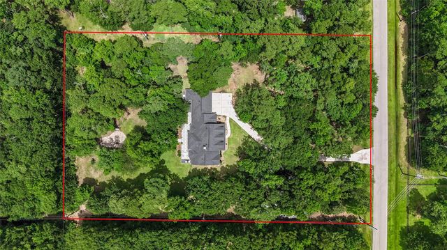 16812 Mustang Trail Drive, Magnolia, TX 77355