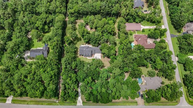 16812 Mustang Trail Drive, Magnolia, TX 77355