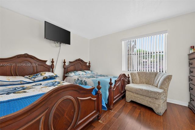 20065 NE 3rd Ct 5, Miami, FL 33179