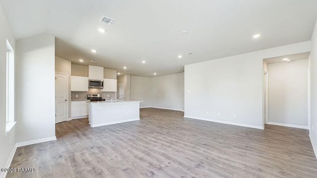 142 Lake Ridge Drive, Broussard, LA 70518