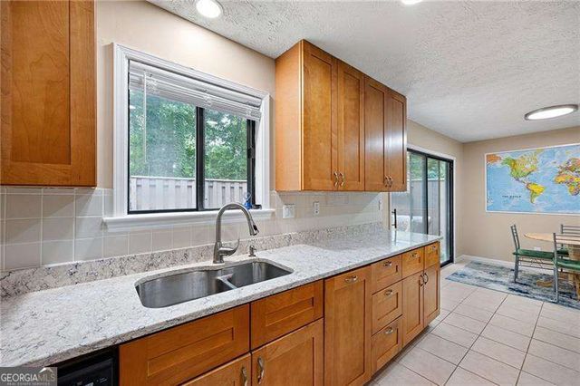 304 Parkaire Crossing, Marietta, GA 30068