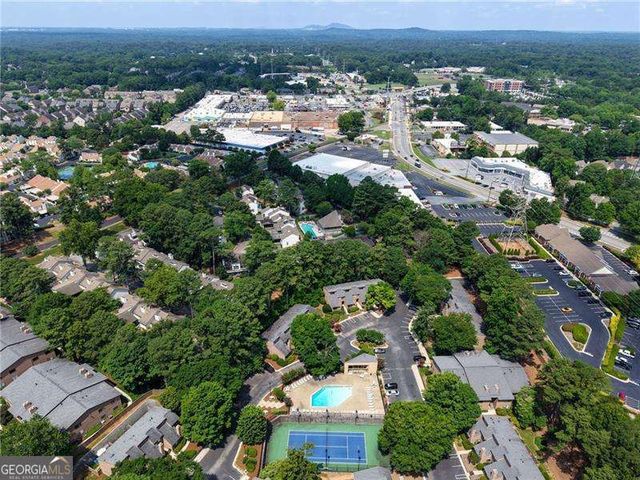 304 Parkaire Crossing, Marietta, GA 30068