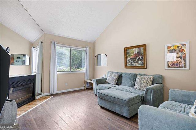 304 Parkaire Crossing, Marietta, GA 30068