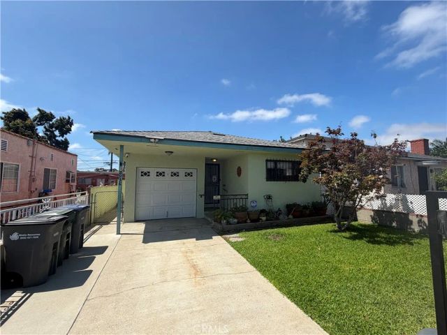 2938 Los Flores, Lynwood, CA 90262