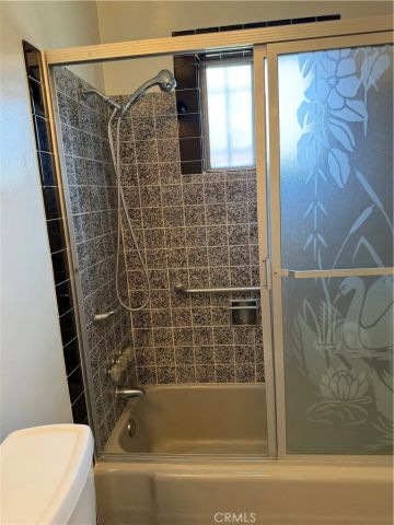 2938 Los Flores, Lynwood, CA 90262