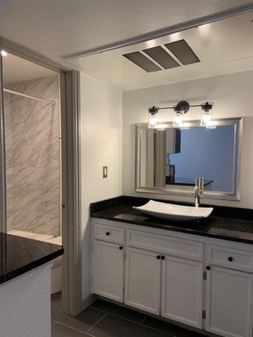 2800 Douglas Avenue 111, Dallas, TX 75219