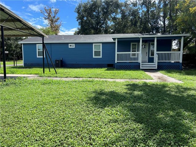 917 Corazan St, Alice, TX 78332