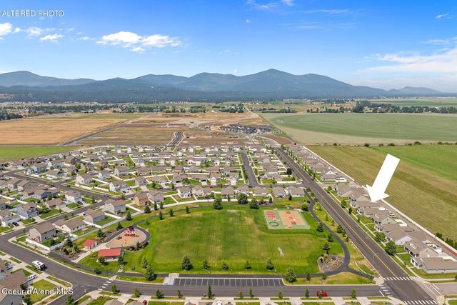 8696 N Spokane St, Post Falls, ID 83854