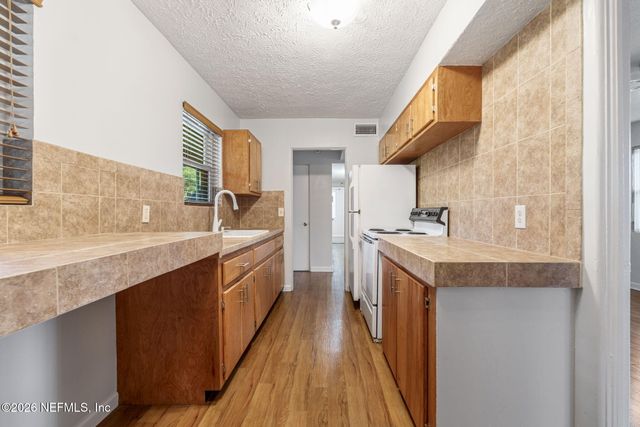 5861 MICHIGAN Avenue, Jacksonville, FL 32211