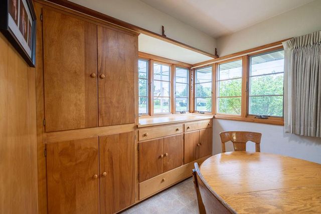 201 Gardner AVENUE, Burlington, WI 53105