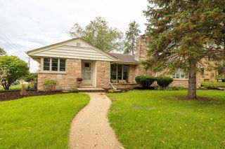 201 Gardner AVENUE, Burlington, WI 53105