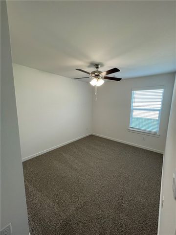 2650 N Snowball Drive, Fayetteville, AR 72704