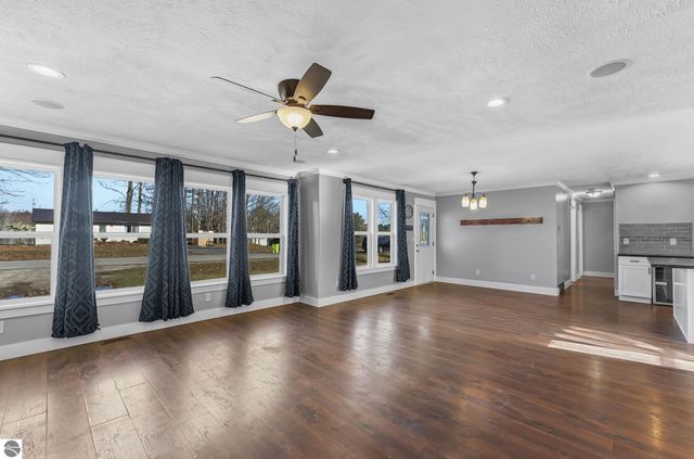 7423 Scotchwood Lane, Grawn, MI 49637