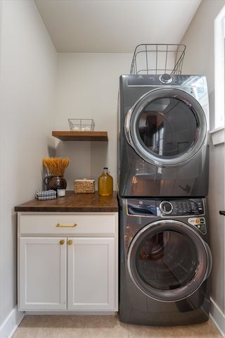 711 44th Ave, N, Nashville, TN 37209