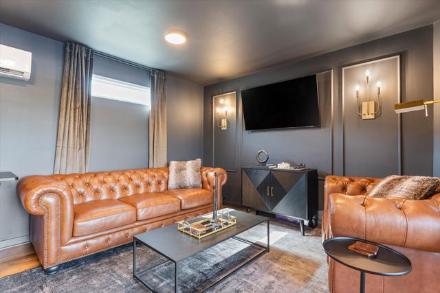 711 44th Ave, N, Nashville, TN 37209