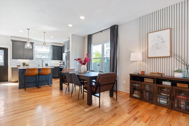 711 44th Ave, N, Nashville, TN 37209