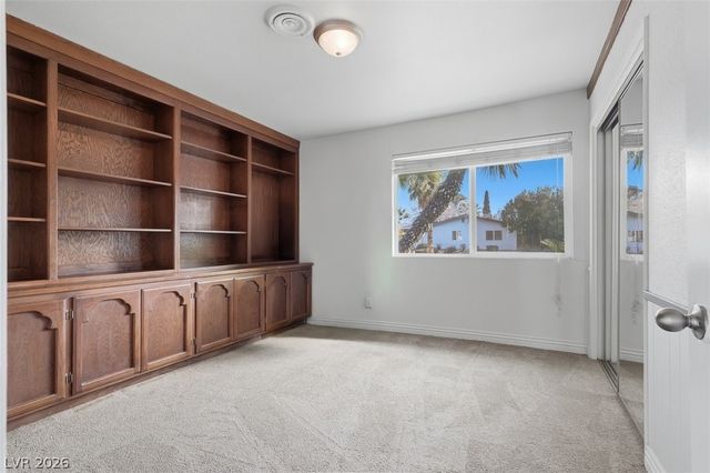 2240 Mohigan Way, Las Vegas, NV 89169