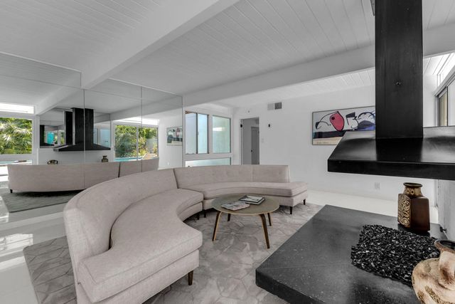 1635 Palm Tree Drive, Palm Springs, CA 92264