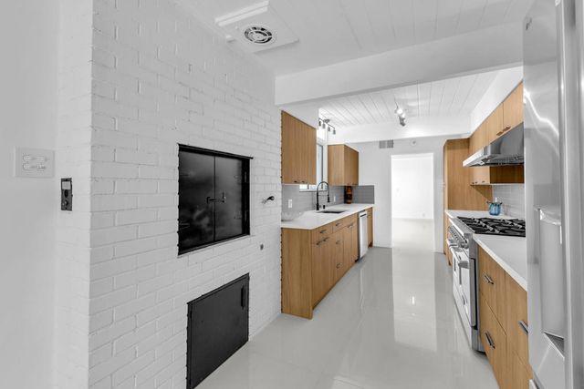 1635 Palm Tree Drive, Palm Springs, CA 92264