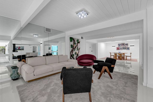 1635 Palm Tree Drive, Palm Springs, CA 92264