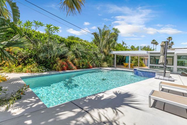 1635 Palm Tree Drive, Palm Springs, CA 92264