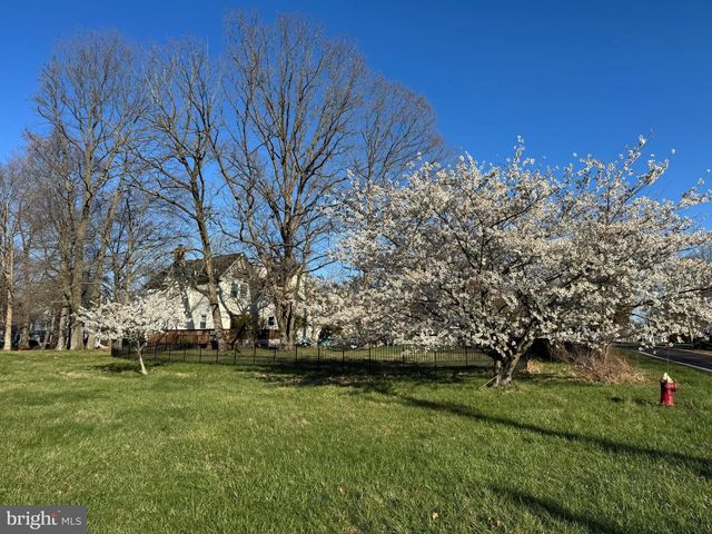 2210 CLUB HOUSE CIR, Jamison, PA 18929