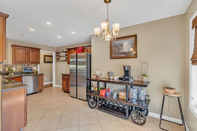 1978 Farmington Ct, Columbia, TN 38401