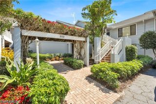 508 Courtside DR E203, Naples, FL 34105