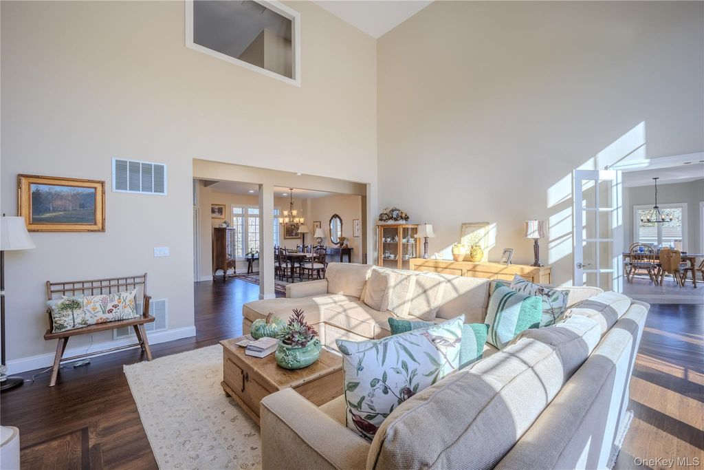 56 Autumn Chase Drive, Hopewell Junction, NY 12533 — photo 4