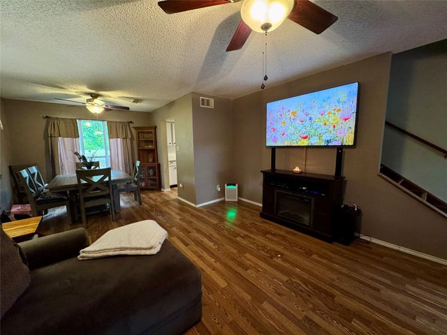 954 Hillbilly Heaven Road, Livingston, TX 77351