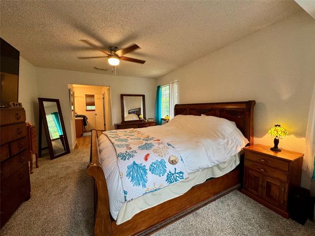 954 Hillbilly Heaven Road, Livingston, TX 77351