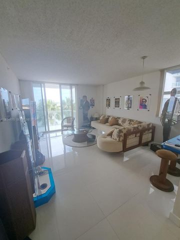 5085 NW 7th Street 602, Miami, FL 33126