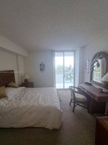 5085 NW 7th Street 602, Miami, FL 33126