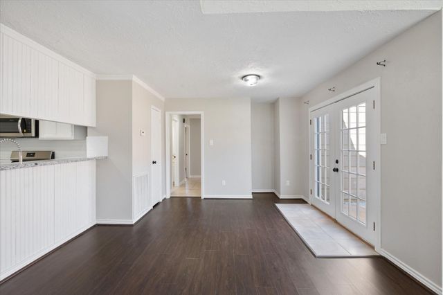 16106 New Field Drive, Houston, TX 77082