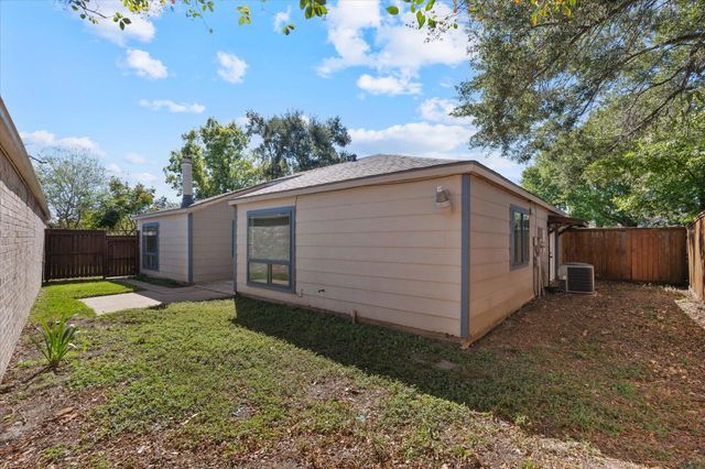 16106 New Field Drive, Houston, TX 77082