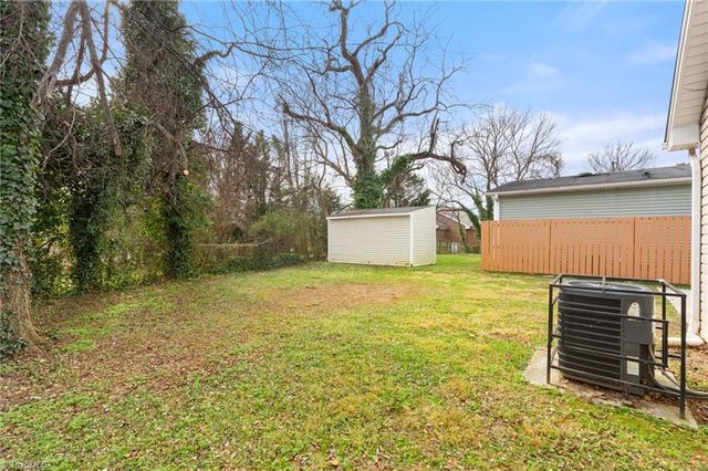 1322 E First Street, Winston-salem, NC 27101