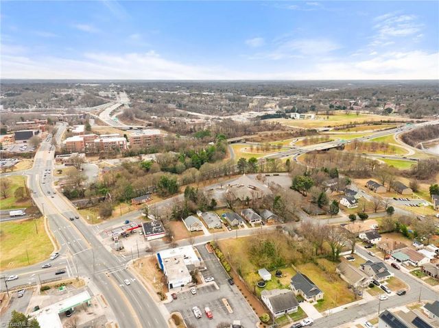 1322 E First Street, Winston-salem, NC 27101