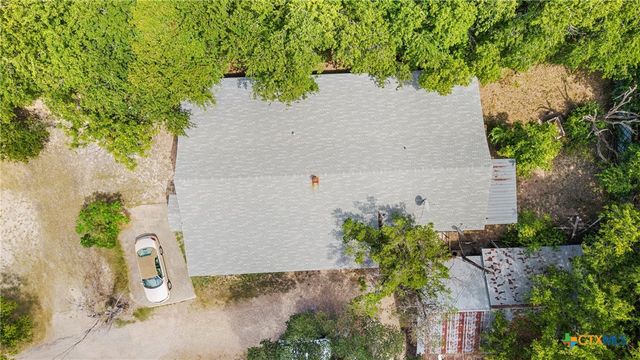 1210 W Avenue D, Belton, TX 76513