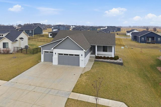 7408 E Gabriel St, Bel Aire, KS 67226