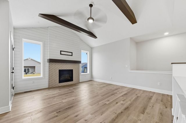 7408 E Gabriel St, Bel Aire, KS 67226