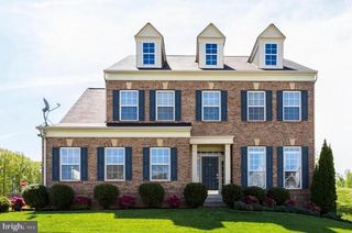 3631 EXPEDITION DR, Triangle, VA 22172