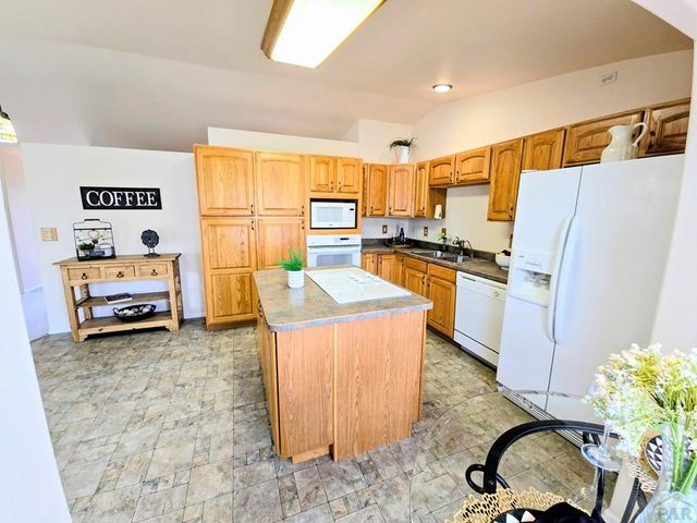 2149 Teal Court, Pueblo, CO 81008